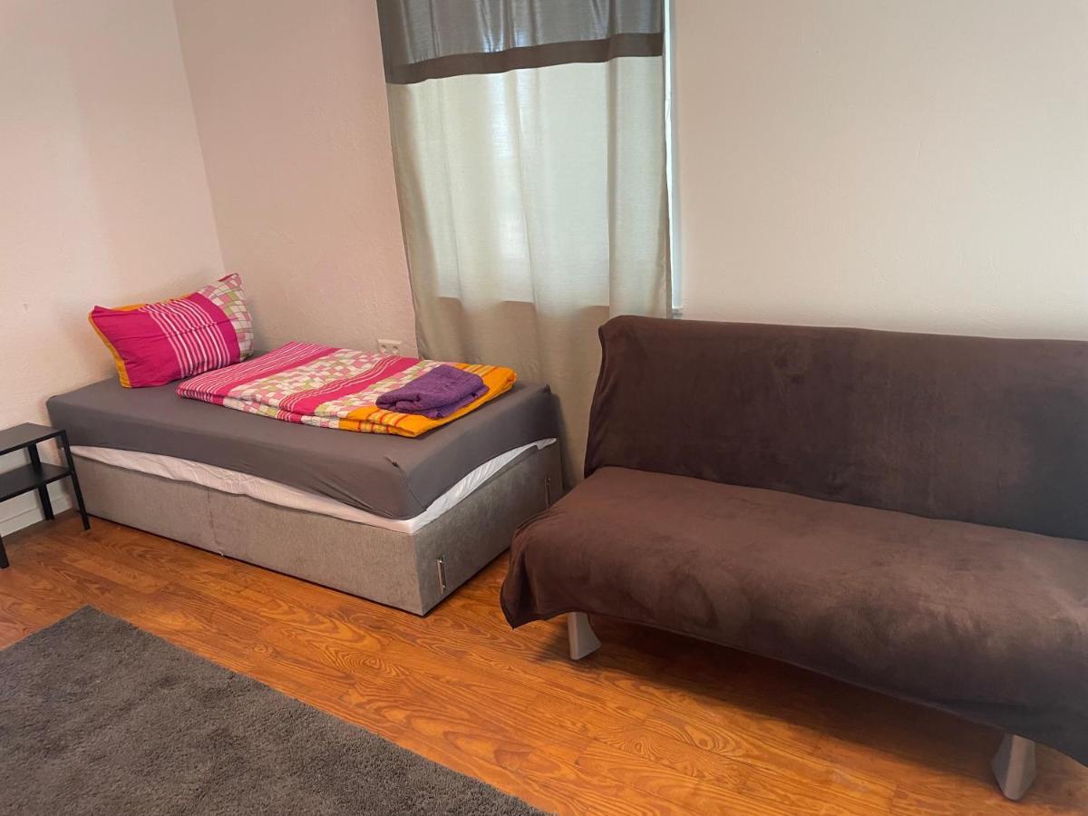 Apartament Mit Schlafzimmer ラール エクステリア 写真